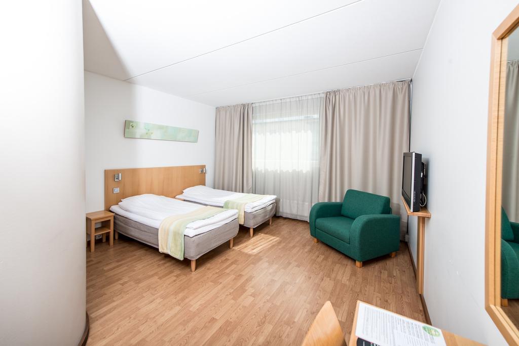 Greenstar Hotel Йоэнсуу Экстерьер фото