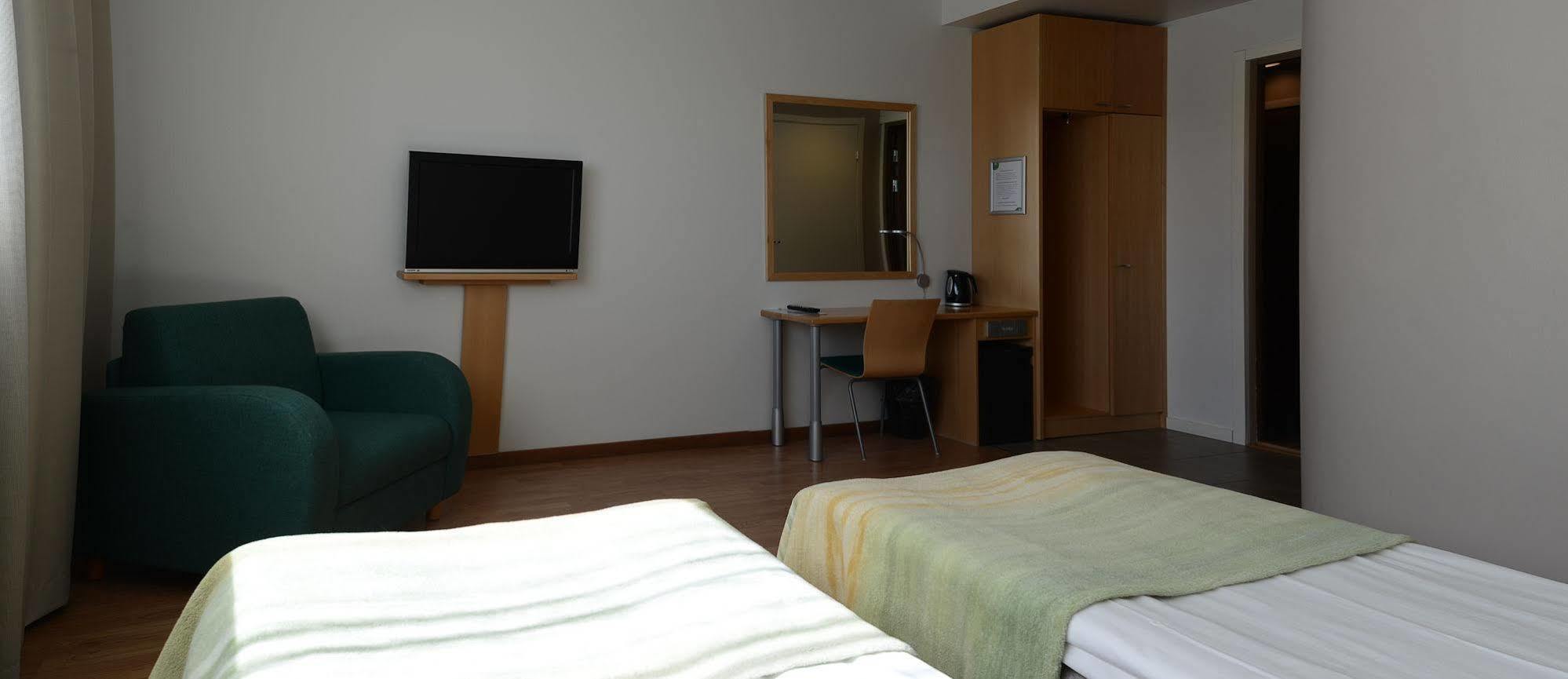 Greenstar Hotel Йоэнсуу Экстерьер фото